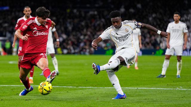 Xabi Alonso Tanggapi Reaksi Fans Madrid kepada Vinicius Junior: Suporter Berhak Bersuara