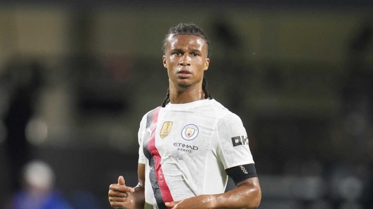 Barcelona Bidik Bek Manchester City untuk Dipinjam, Bursa Januari Memanas