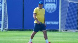 Bojan Hodak Kecewa Berat pada Kinerja Wasit Setelah Persib Gagal Menang atas Persik