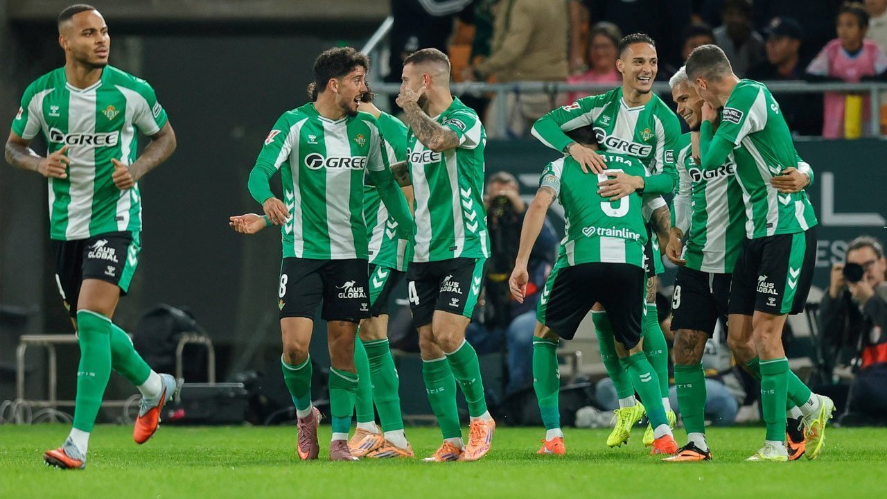 Saksikan Pertandingan Liga Europa: Real Betis versus Feyenoord di Vidio