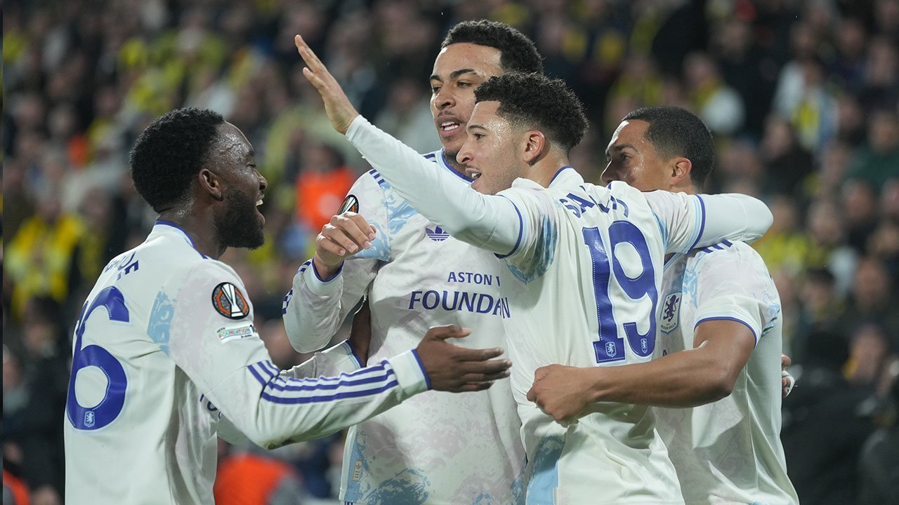 Evaluasi Performa Tim Prediksi Aston Villa  RB Salzburg 30 Januari 2026