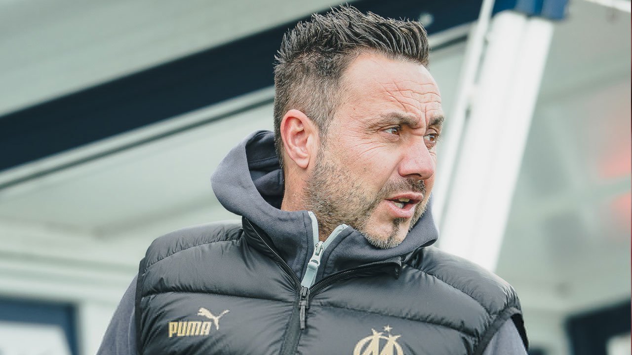 Roberto De Zerbi Nyatakan Komitmennya pada Marseille, Isu Mundur ke MU Ditepis