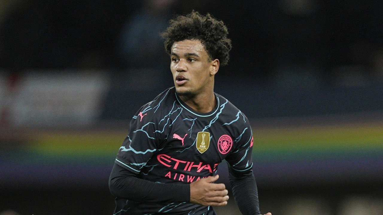 Pep Guardiola Mengungkap Keinginan Oscar Bobb untuk Pergi dari Man City