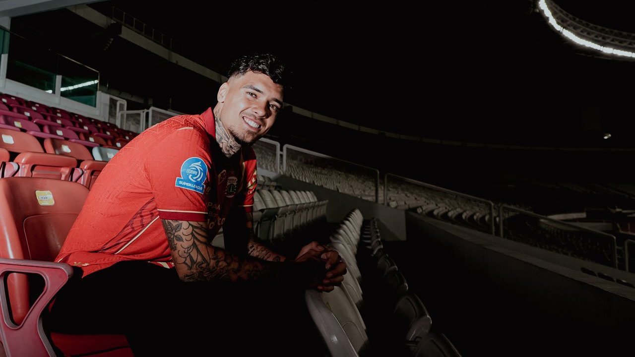 Shayne Pattynama Bergabung dengan Persija Jakarta, Klub Terkuat di Tanah Air