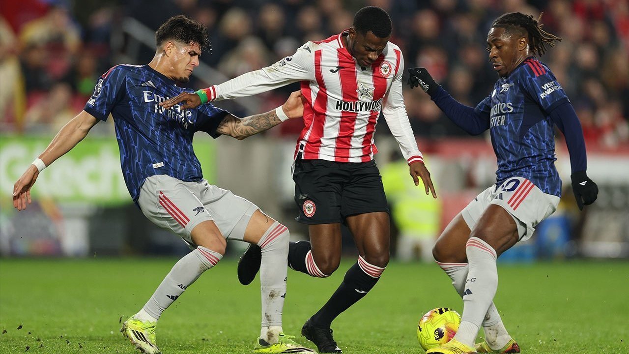 Arsenal Terpuruk di Brentford, Eberechi Eze Jadi Sorotan Utama