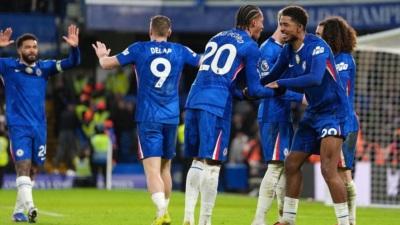 Evaluasi Performa Tim Jelang Arsenal  Chelsea: Tanpa Estevao, Ini Kabar Terbaru Skuad The Blues