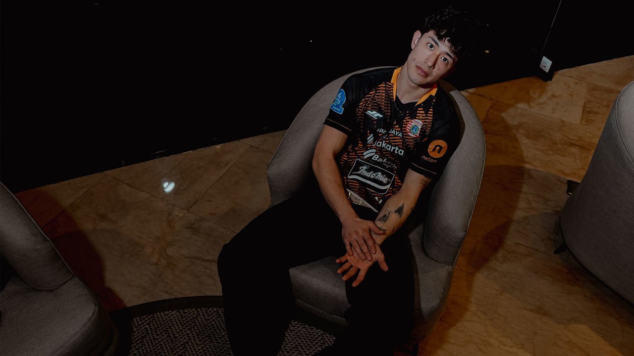 Persija Resmi Rekrut Cyrus Margono dengan Kontrak Jangka Panjang