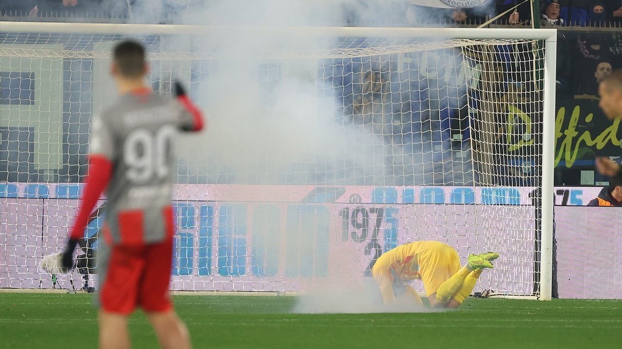 Emil Audero Cerita Pengalaman Buruk Usai Dilempar Flare Fans Inter