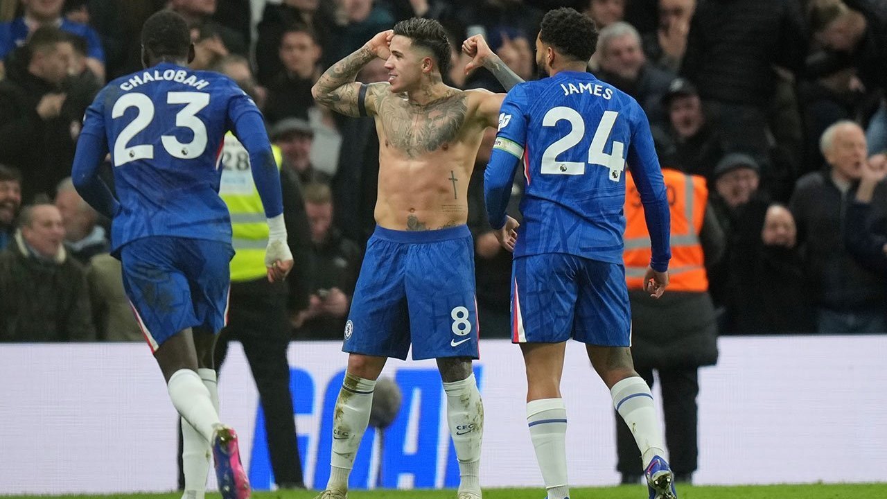 Enzo Fernandez Ungkap Strategi Jitu Liam Rosenior di Chelsea setelah 6 Kemenangan dari 7 Pertandingan