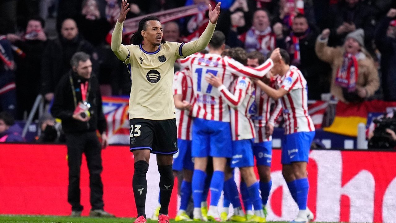 Julian Alvarez Buktikan Kualitasnya, Atletico Gempur Barcelona 4-0