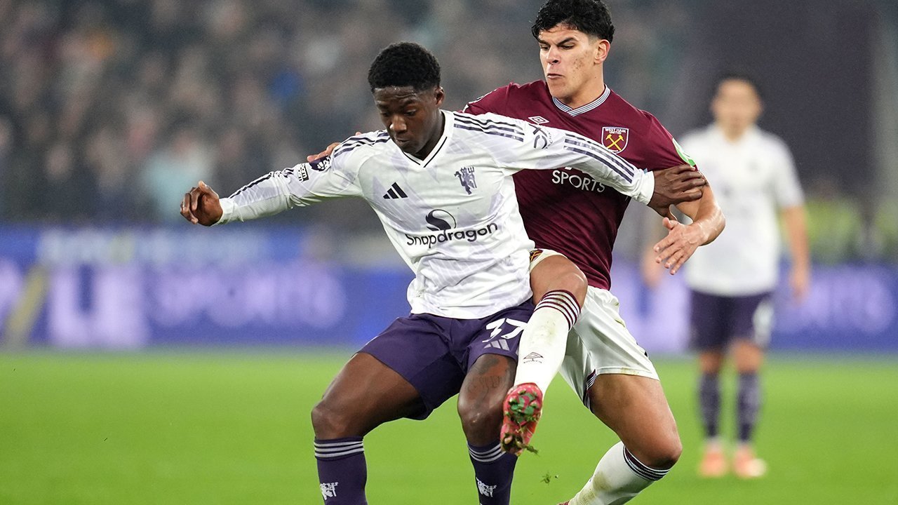 Implikasi Hasil Pertandingan Ditahan Imbang West Ham, Michael Carrick akui Penampilan MU Kureng Banget!