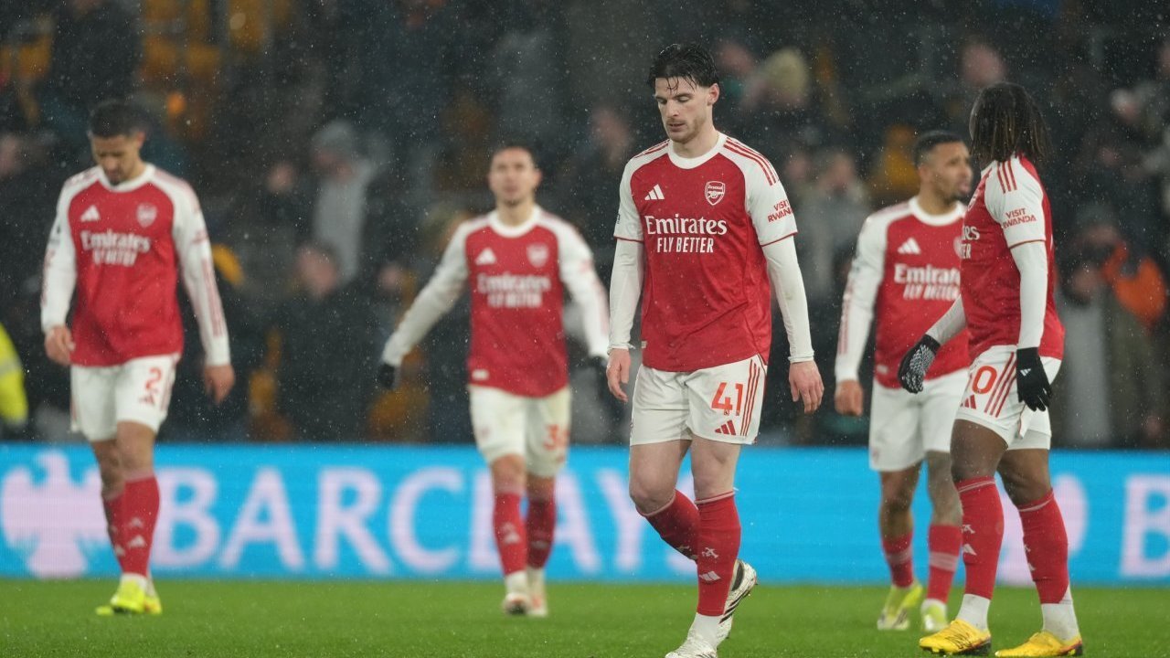 Sorotan Kualitas Permainan Arsenal Pemuncak Klasemen Terburuk dalam Sedekade? Hasil Imbang  Wolves Buka Ancaman Gagal Juara