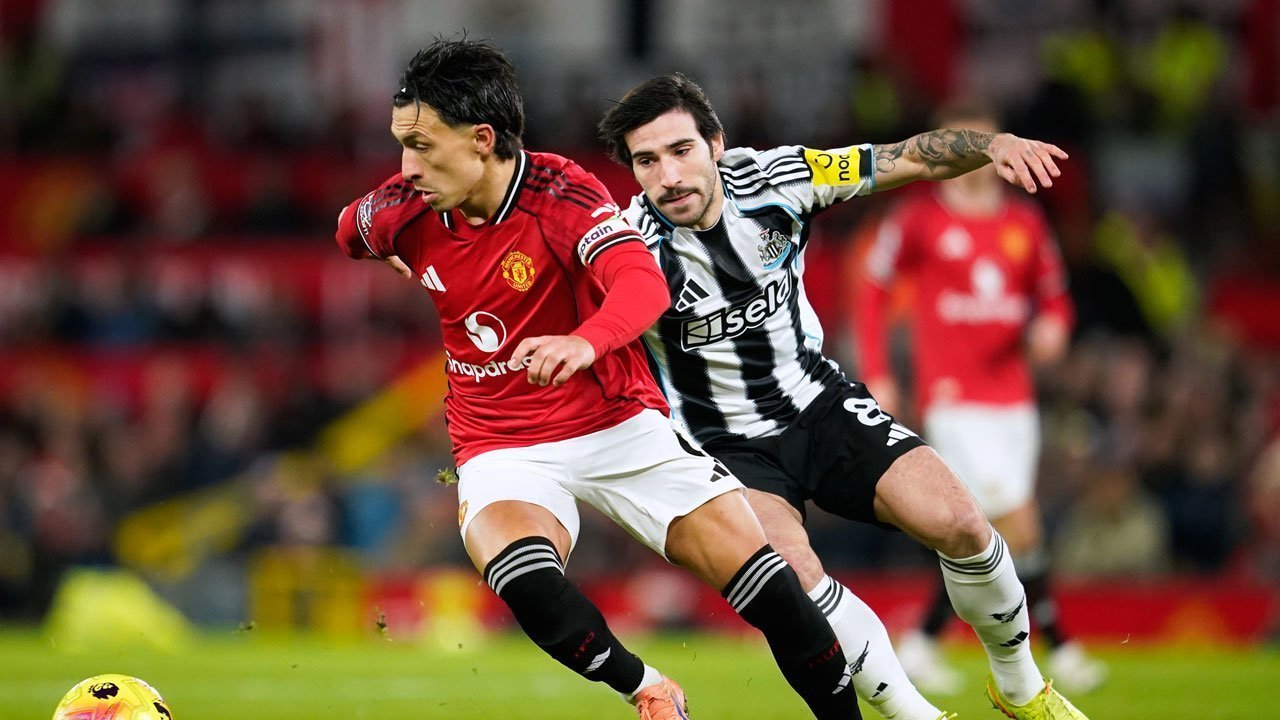 MU Siapkan Pengganti Casemiro, Namun Proses Transfer Akan Sulit!