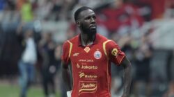 Pelatih Persija Hormati Keputusan Wasit Terkait Kartu Kuning Allano Lima