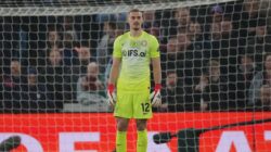 Liam Rosenior Dihadapkan pada Pilihan Kiper: Jorgensen atau Sanchez untuk Chelsea?