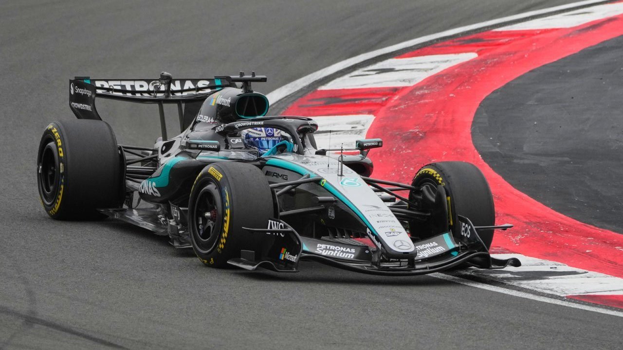 Duo Pembalap Mercedes Dominasi Latihan Awal F1 GP Jepang 2026