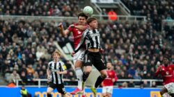 Mengapa Newcastle Terkalahkan Oleh Manchester United Meski Lawan Bermain Sepanjang Pertandingan dengan Kartu Merah?
