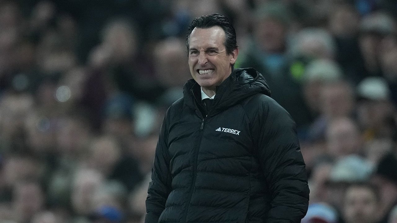 Pertarungan Sengit: Unai Emery Ingin Balas Dendam pada Man Utd