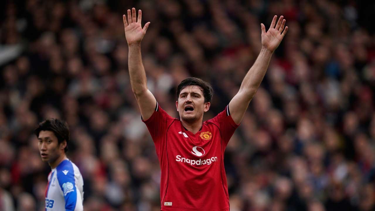 Maguire Menunjukkan Performa Gemilang di Manchester United, Pelatih Senior Berikan Apresiasi