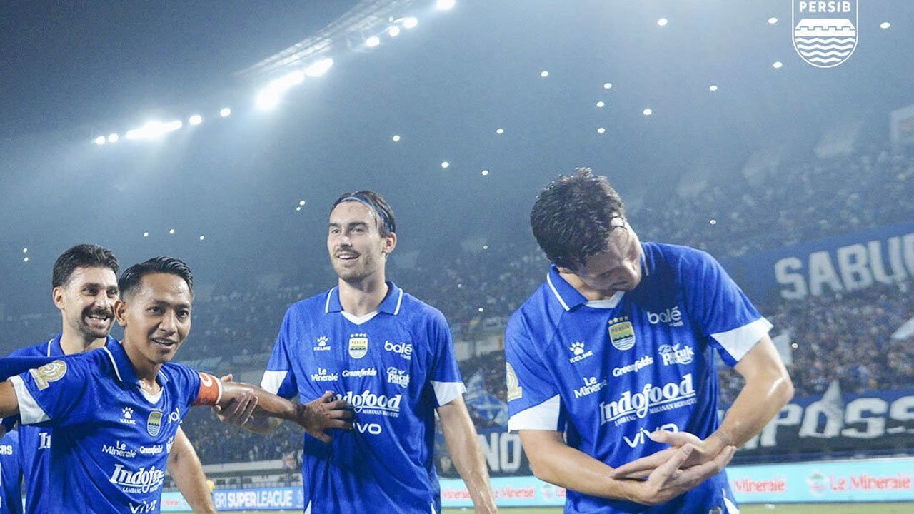 Persib Menang atas Bali United, Bojan Hodak Bahas Adaptasi Pemain Seperti Haye dan Kurzawa